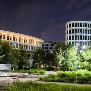 Hotell Sound Garden Airport, Warszawa