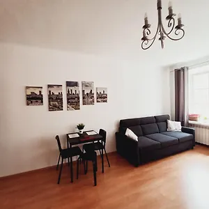 Apartamento Old Town Piwna, Varsovia